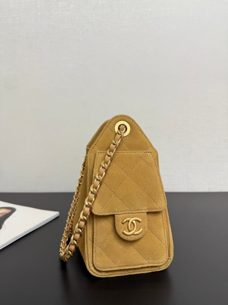 20251219_i1766131658_4564_1_jpg Chanel 2026 Hobo Bag Tan Suede