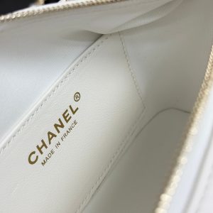 Chanel 2026 Matelassé Pearl Chain Bag White Lambskin