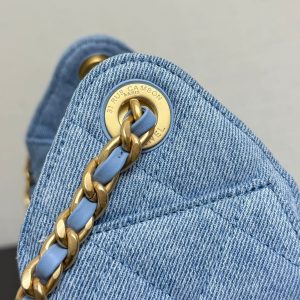 20251222_i1766396694_4641_3_jpg_545c91ef-2232-4405-b186-2fc698431562 Chanel 25 Hobo Bag 22cm Blue Denim