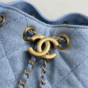 20251222_i1766396694_5050_2_jpg_8f41a55b-6f4b-49e0-8b26-9af65c201bef Chanel 25 Hobo Bag 22cm Blue Denim