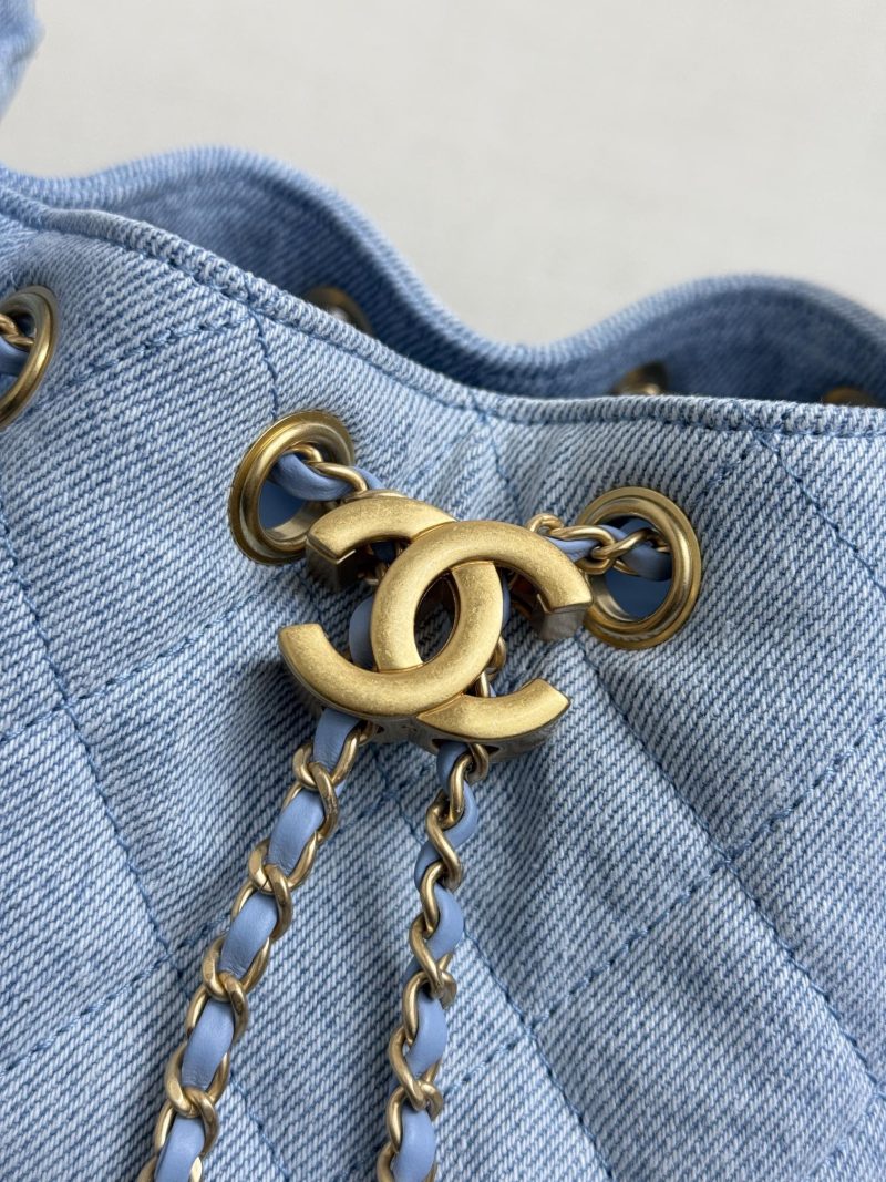 20251222_i1766396694_5050_2_jpg_8f41a55b-6f4b-49e0-8b26-9af65c201bef Chanel 25 Hobo Bag 22cm Blue Denim