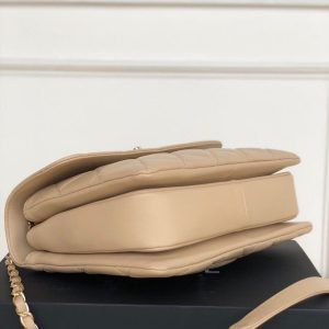 26b472b4-e201-4ca5-959c-75fecfbed10c CC Trendy 25 Cream Lambskin