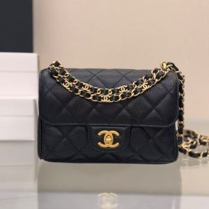 CC 25P Flap Bag 22cm Black Cowhide Gold Hardware