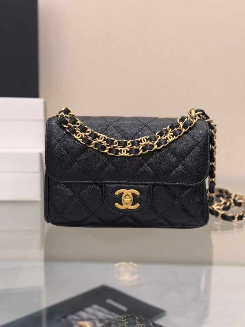 CC 25P Flap Bag 22cm Black Cowhide Gold Hardware
