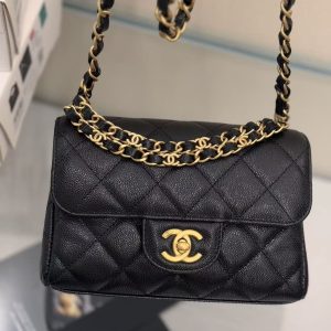 CC 25P Flap Bag 22cm Black Cowhide Gold Hardware