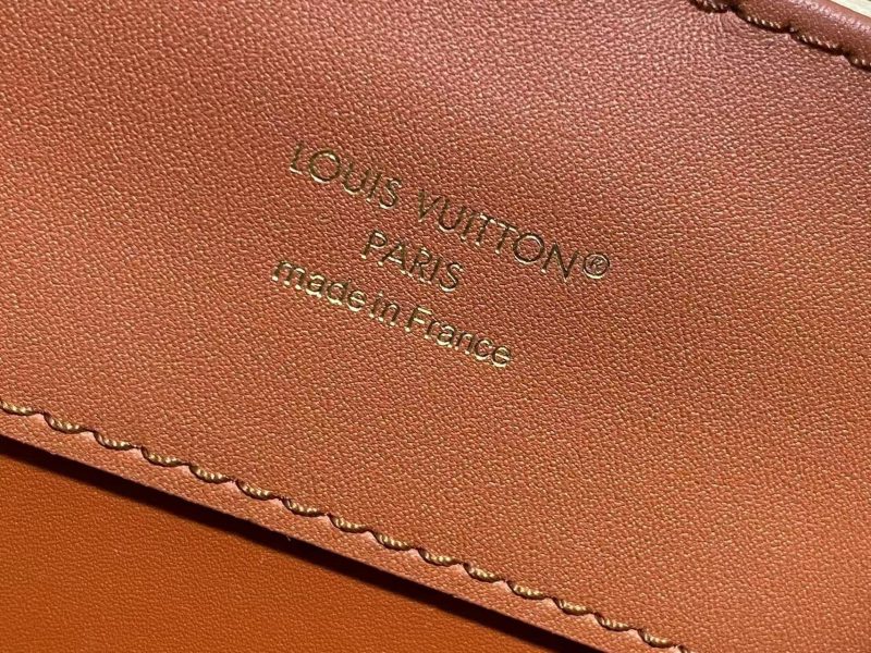 LV Capucines BB Top Handle Tan Cowhide & Rattan HW