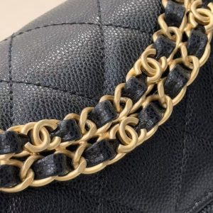 CC 25P Flap Bag 22cm Black Cowhide Gold Hardware