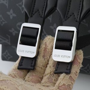 LV Discovery PM Backpack Black Monogram Canvas