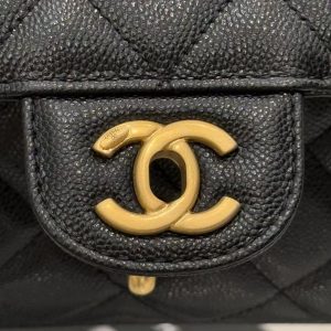 CC 25P Flap Bag 22cm Black Cowhide Gold Hardware