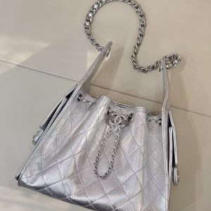 7d66d336ba81d8ed60ae02874fff3b10 CC Cruise 25/26 Small Handbag Sliver Caviar Leather