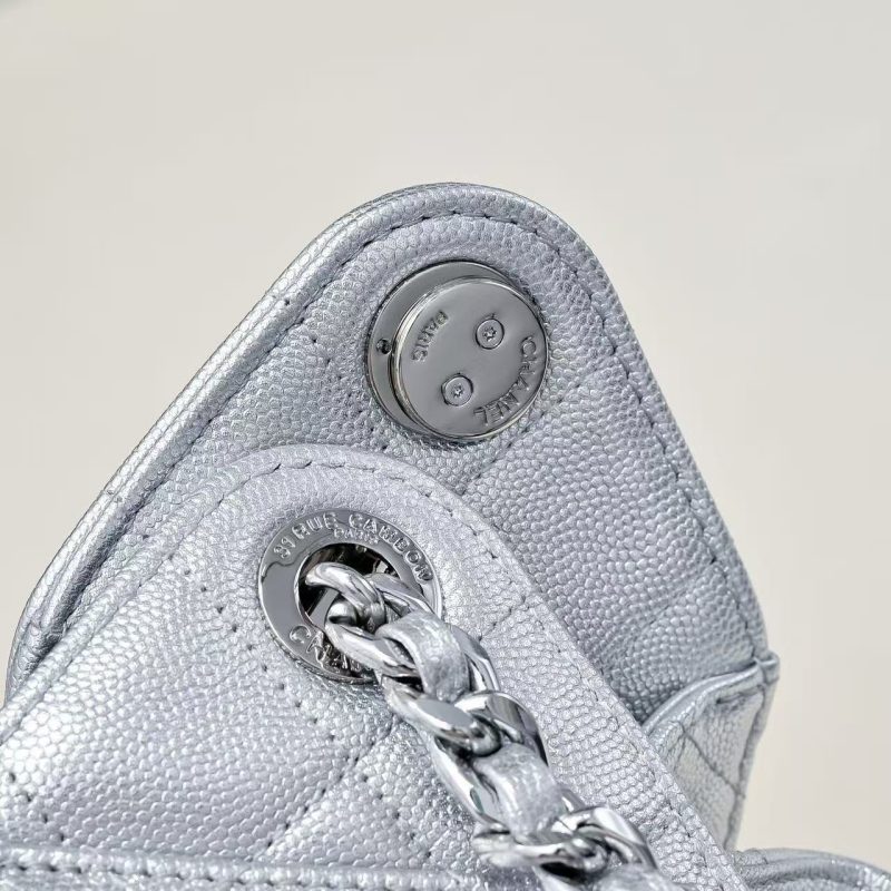 8caa0dda3ea6cd78a226e7993edadc82 CC Cruise 25/26 Mini Handbag Sliver Caviar Leather