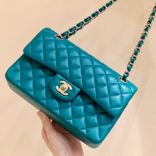 Image_20230926103045 FLAP BAG 23CM GEM GREEN LAMBSKIN GOLD HARDWARE