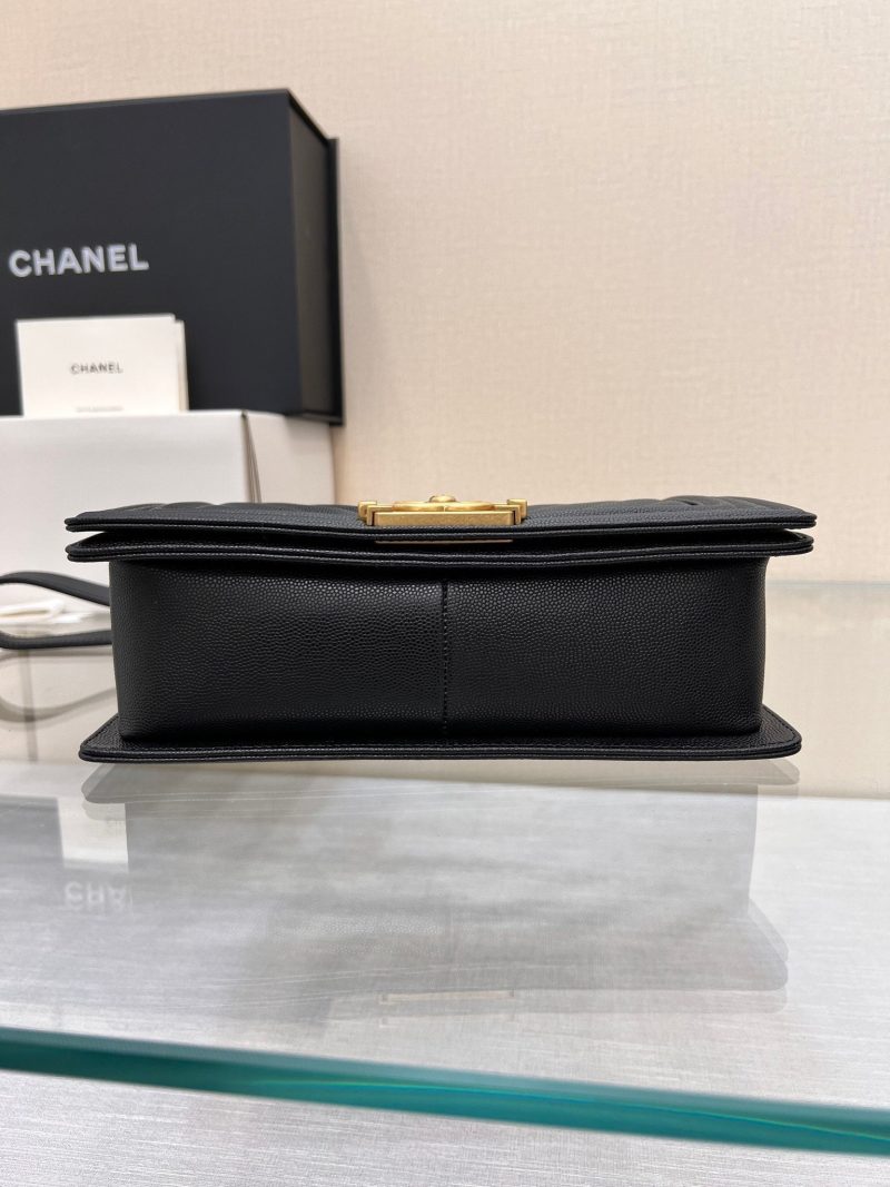 Image_20231111111029 BOY BAG MEDIUM 25 BLACK CHEVRON CAVIAR RUTHENIUM HARDWARE