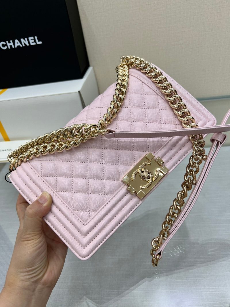 Image_20231111111139 BOY BAG MEDIUM 25 LIGHT PINK CAVIAR GOLD HARDWARE