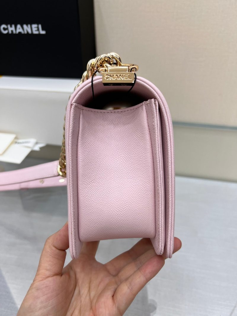Image_20231111111208 BOY BAG MEDIUM 25 LIGHT PINK CAVIAR GOLD HARDWARE