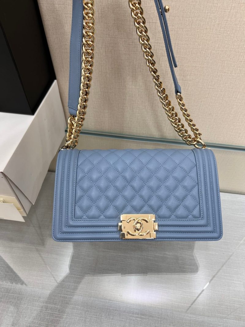 Image_20231111111636 BOY BAG MEDIUM 25 CLOUD BLUE CAVIAR GOLD HARDWARE
