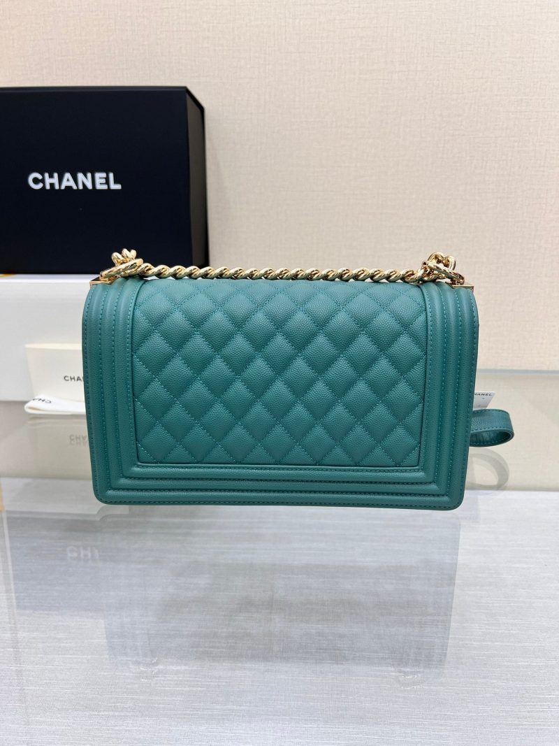 Image_20231111112115 BOY BAG MEDIUM 25 EVERGREEN CAVIAR GOLD HARDWARE