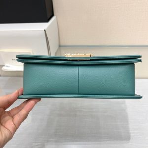 Image_20231111112121 BOY BAG MEDIUM 25 EVERGREEN CAVIAR GOLD HARDWARE