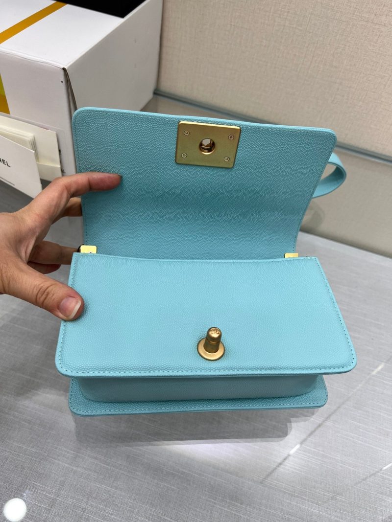 Image_20231111115216 BOY BAG SMALL 20 CLOUD BLUE CAVIAR GOLD HARDWARE