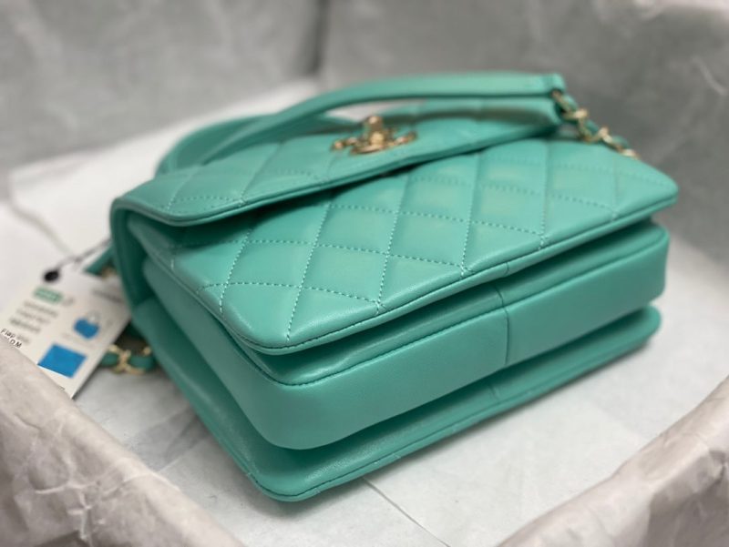 CC TRENDY 20CM LIGHT BLUE LAMBSKIN GOLD HARDWARE