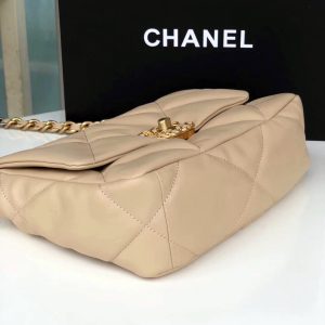 Image_20240314191228 19 FLAP BAG CREAM GOATSKIN GOLD HARDWARE