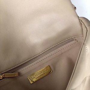 Image_20240314191235 19 FLAP BAG CREAM GOATSKIN GOLD HARDWARE