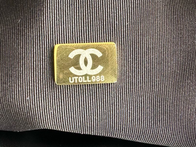 CC 24K Hobo Bag 23cm Black Shiny Lambskin