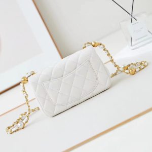 CC 24F Flap Bag White Lambskin Pearl Gold Hardware