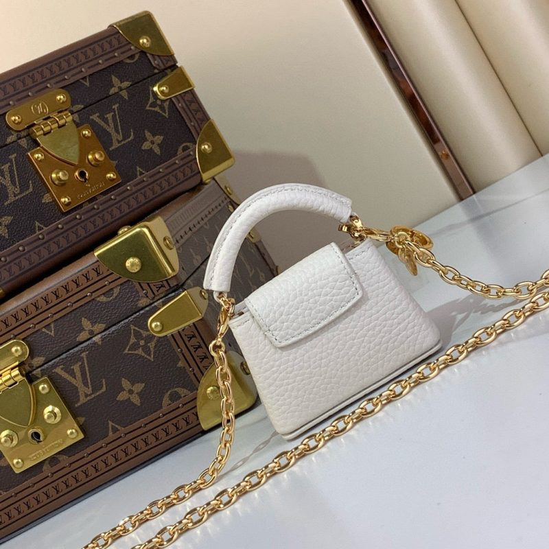 Micro Capucines 10.5cm White Cowhide Leather