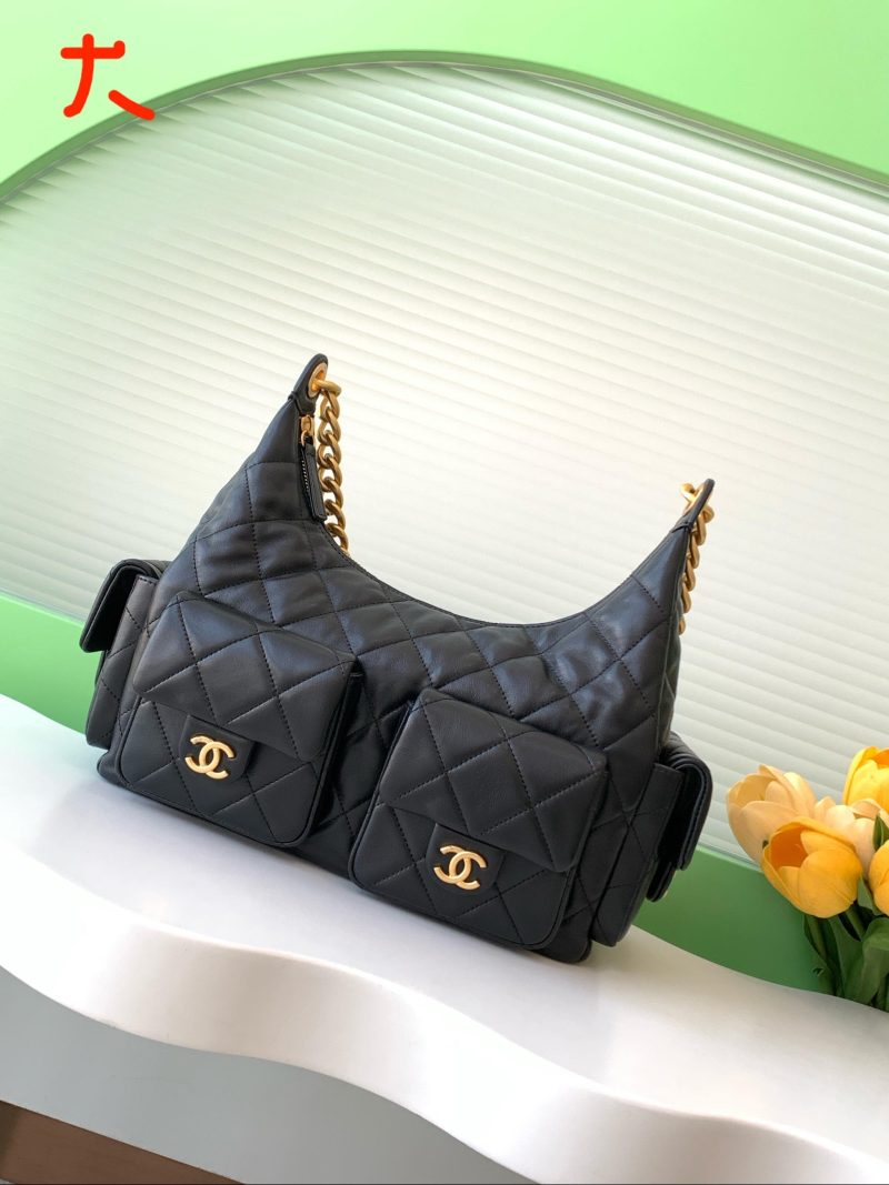 Image_20241231180747 MAXI HOBO BAG 25 IN BLACK LAMBSKIN GOLD HARDWARE