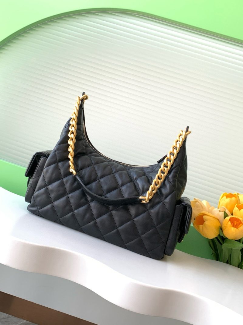 Image_20241231180806 MAXI HOBO BAG 25 IN BLACK LAMBSKIN GOLD HARDWARE