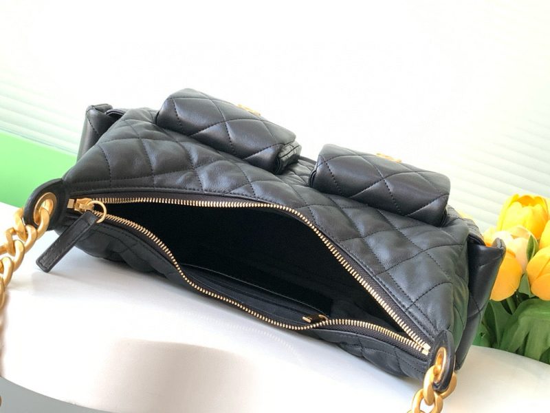 Image_20241231180843 MAXI HOBO BAG 25 IN BLACK LAMBSKIN GOLD HARDWARE