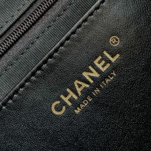 Image_20241231180858 MAXI HOBO BAG 25 IN BLACK LAMBSKIN GOLD HARDWARE