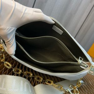 Coussin PM 26cm Cream Monogram Empreinte Calfskin