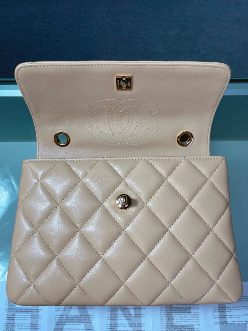 CC TRENDY 25CM BEIGE LAMBSKIN LIGHT GOLD HARDWARE