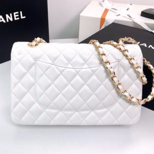 CLASSIC FLAP 25 WHITE LAMBSKIN LIGHT GOLD HARDWARE