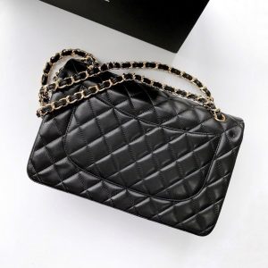 CLASSIC FLAP 30 BLACK LAMBSKIN LIGHT GOLD HARDWARE