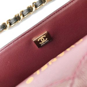 CLASSIC FLAP 30 BLACK LAMBSKIN LIGHT GOLD HARDWARE