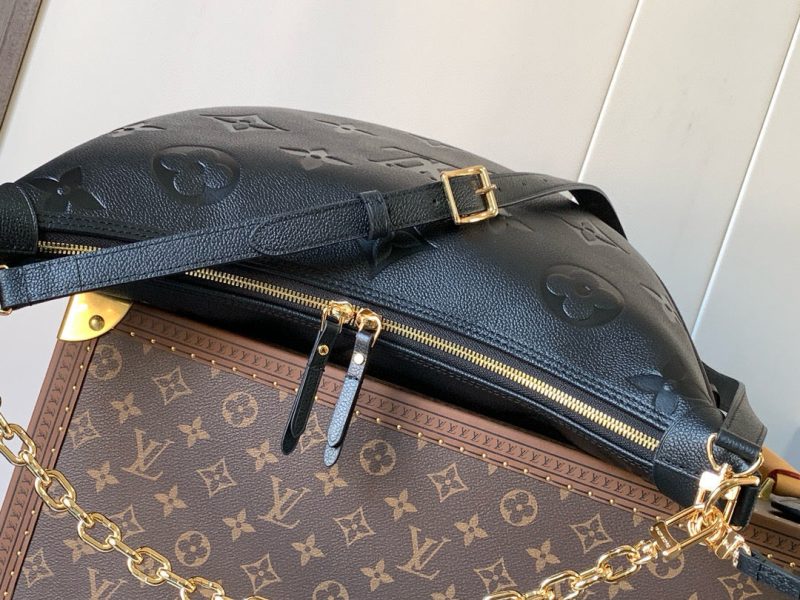 LV hobo Loop Bag 38cm Black Monogram Empreinte Leather