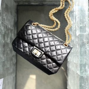 CC Classic 2.55 Flap Bag 24cm Black Aged Lambskin