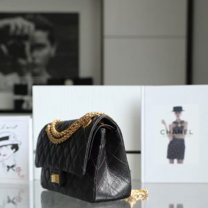 CC Classic 2.55 Flap Bag 24cm Black Aged Lambskin