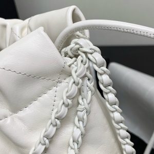 CC 22 ANTIBA HOBO BAG WHITE 23CM LAMBSKIN