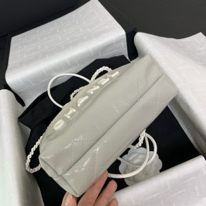 CC 22 ANTIBA HOBO BAG WHITE 23CM LAMBSKIN