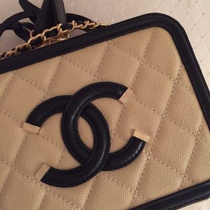 CC Filigree Vanity Case Bag Black Beige Quilted Caviar Leather