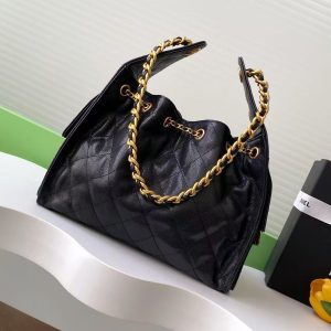 CC 25C Hobo Bag 30cm Black Grained Calfskin