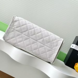 CC 25C Hobo Bag 30cm White Grained Calfskin