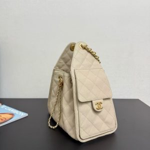 CC 25C Hobo Bag 30cm Beige Grained Calfskin