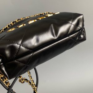 CC 22 Hobo Bag 19cm Black Lambskin Gold Hardware