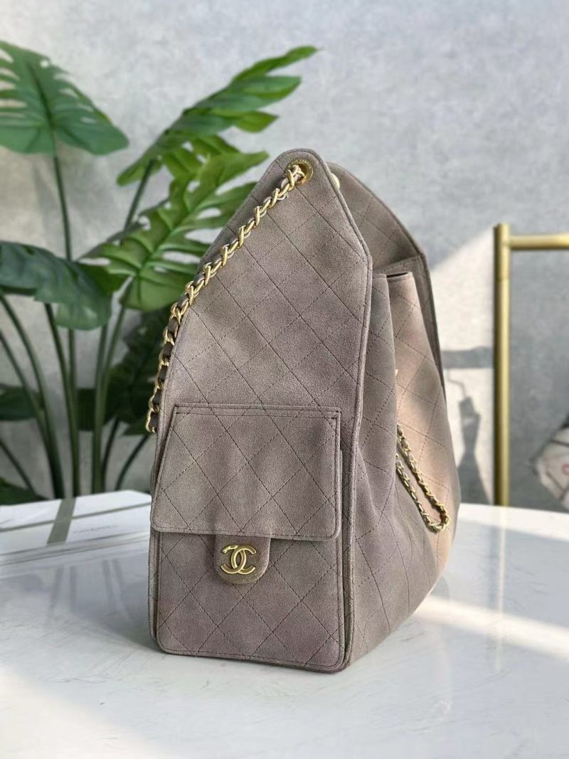 CC 25C Hobo Bag 40cm Grey Suede