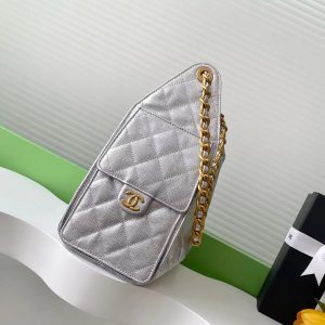 CC 25C Hobo Bags 30cm Silver Metallic Grained Calfskin